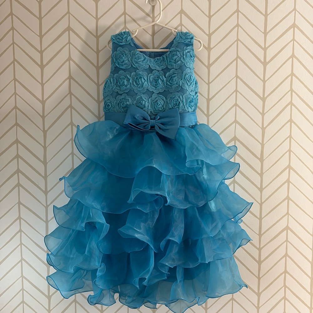 Blue dress